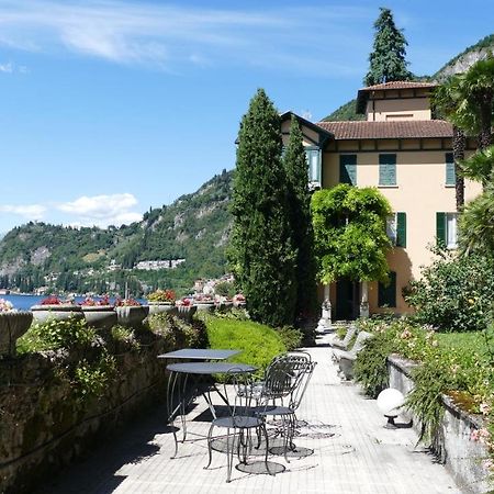 Villa Reginella Варена Екстериор снимка